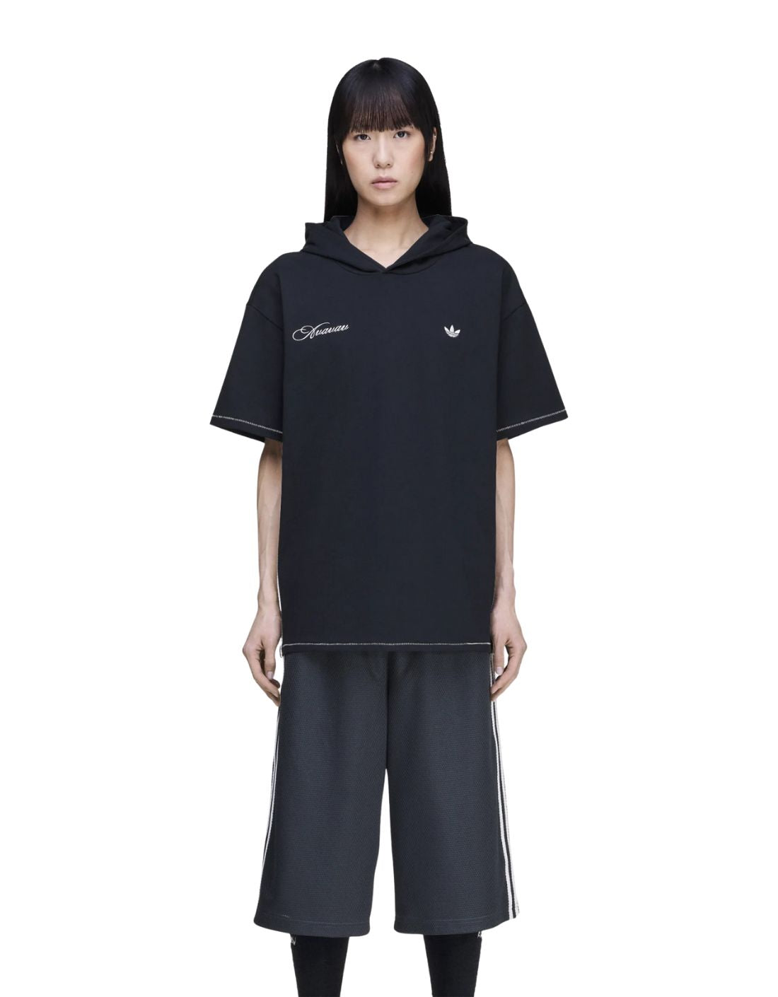 Camiseta con gorro "Hooded tee" AVAVAV x ADIDAS