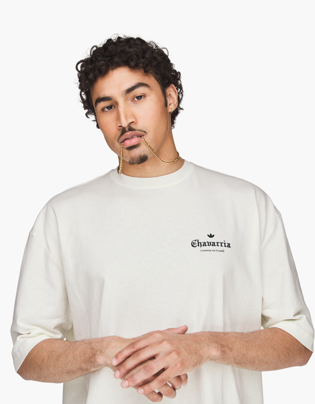 Camiseta "GRÁFICO CHAVARRIA" - aWC