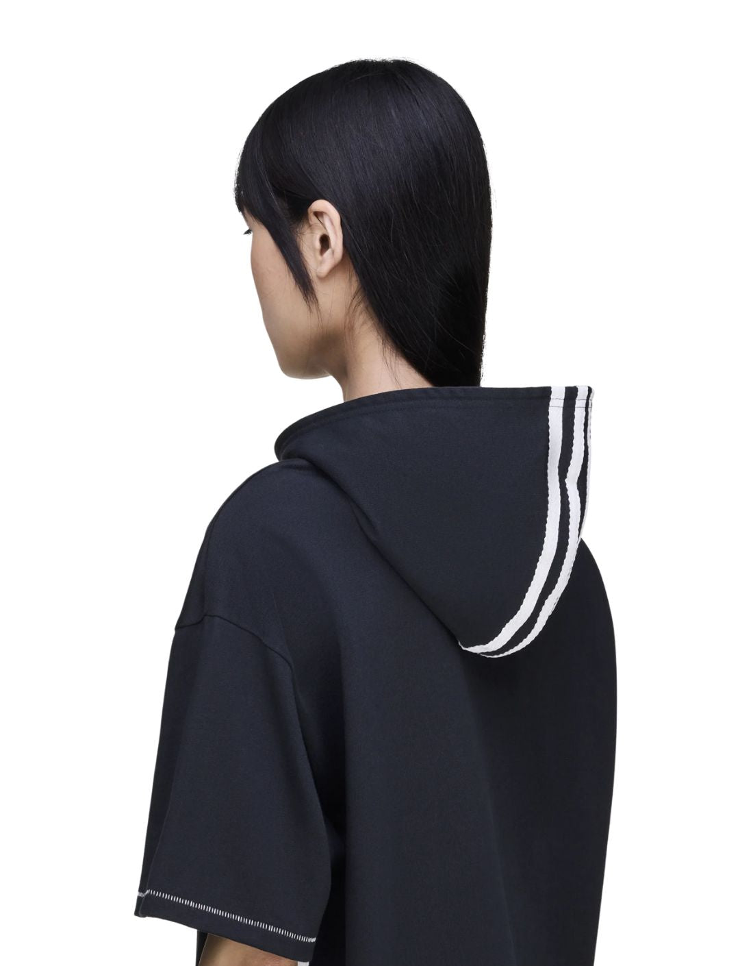 Camiseta con gorro "Hooded tee" AVAVAV x ADIDAS