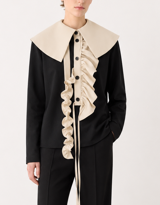 Collar con volantes