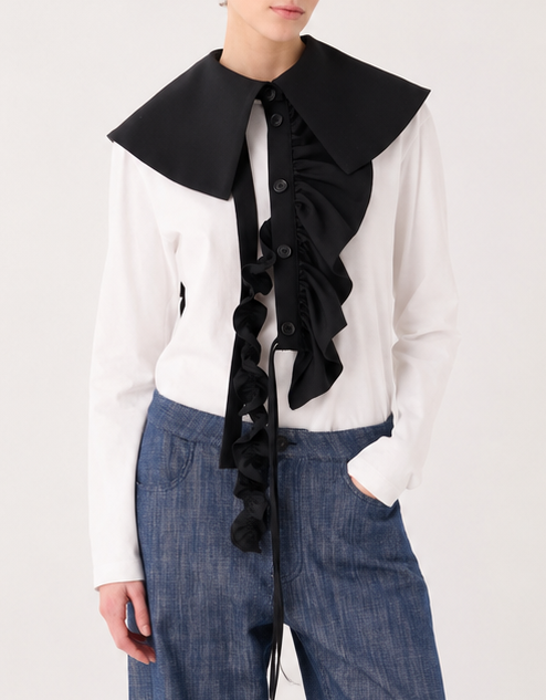 Collar con volantes
