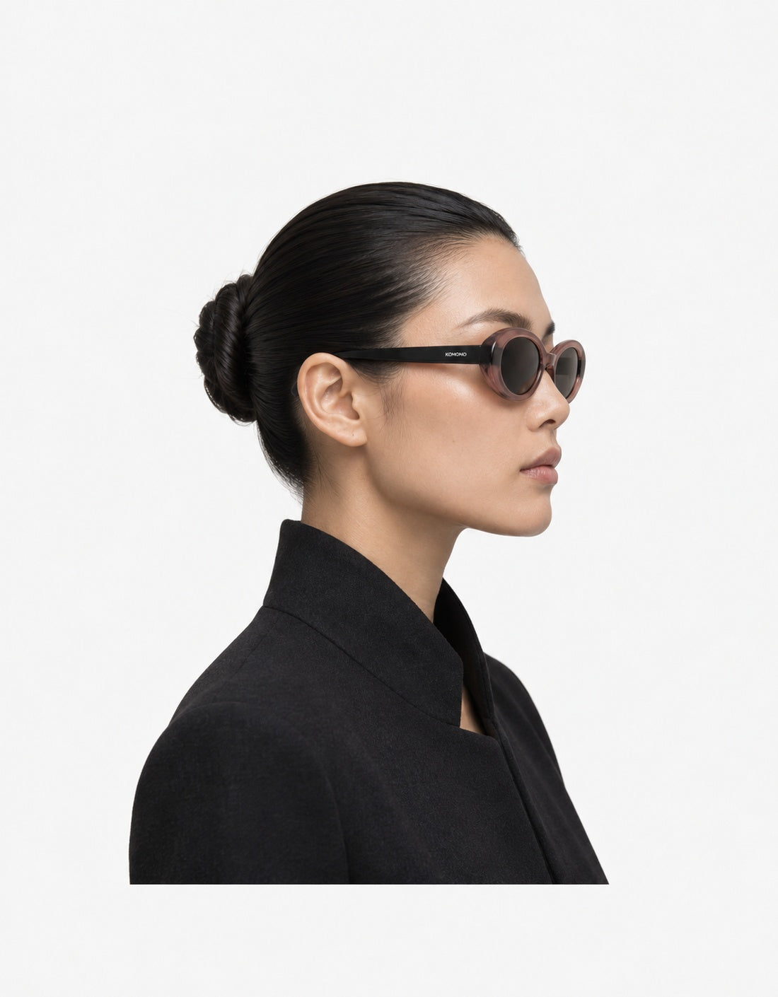 Ana Midnight Jam — KOM-S6428 — portrait-profile editorial