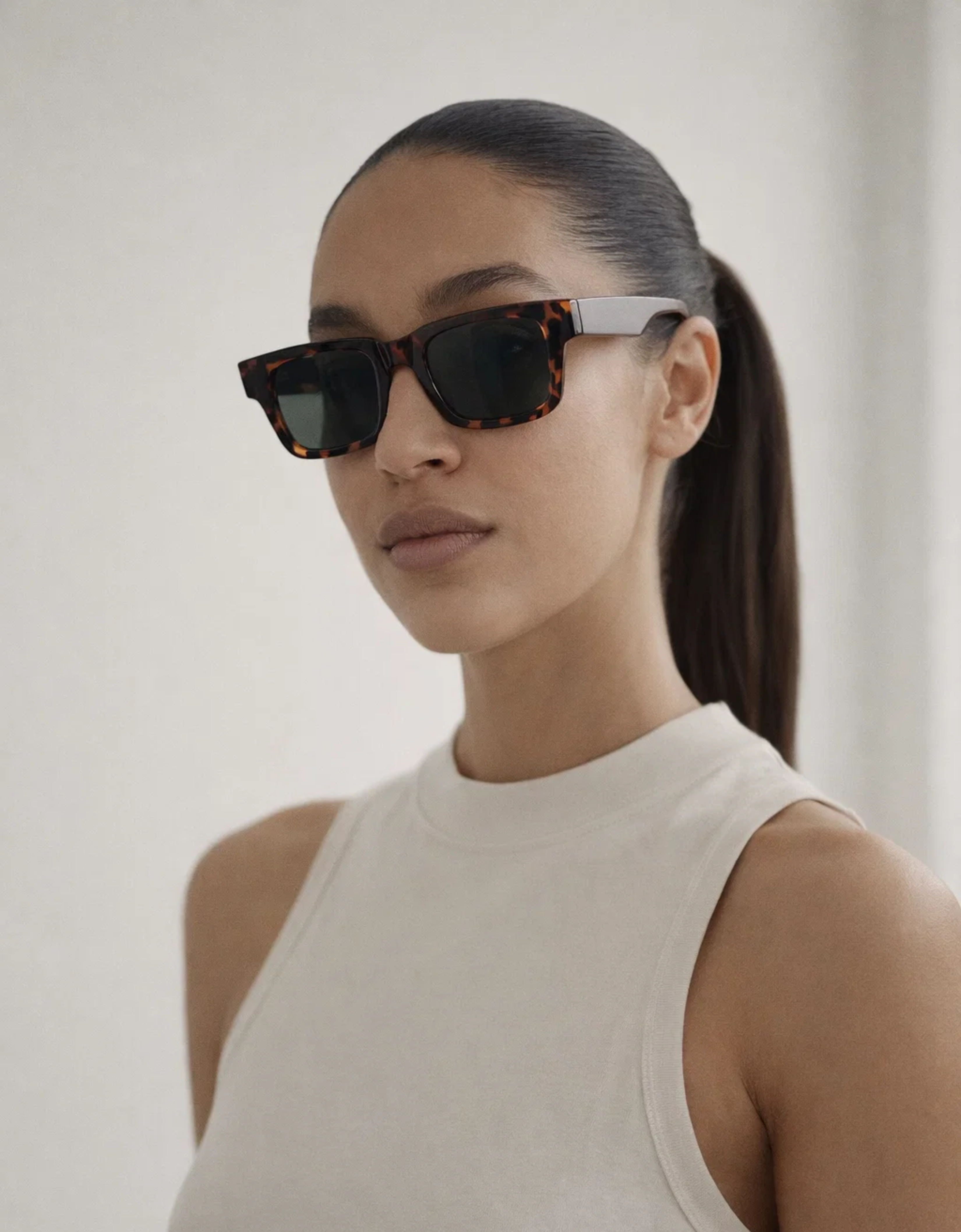 "Victor Bronze Black" glasses