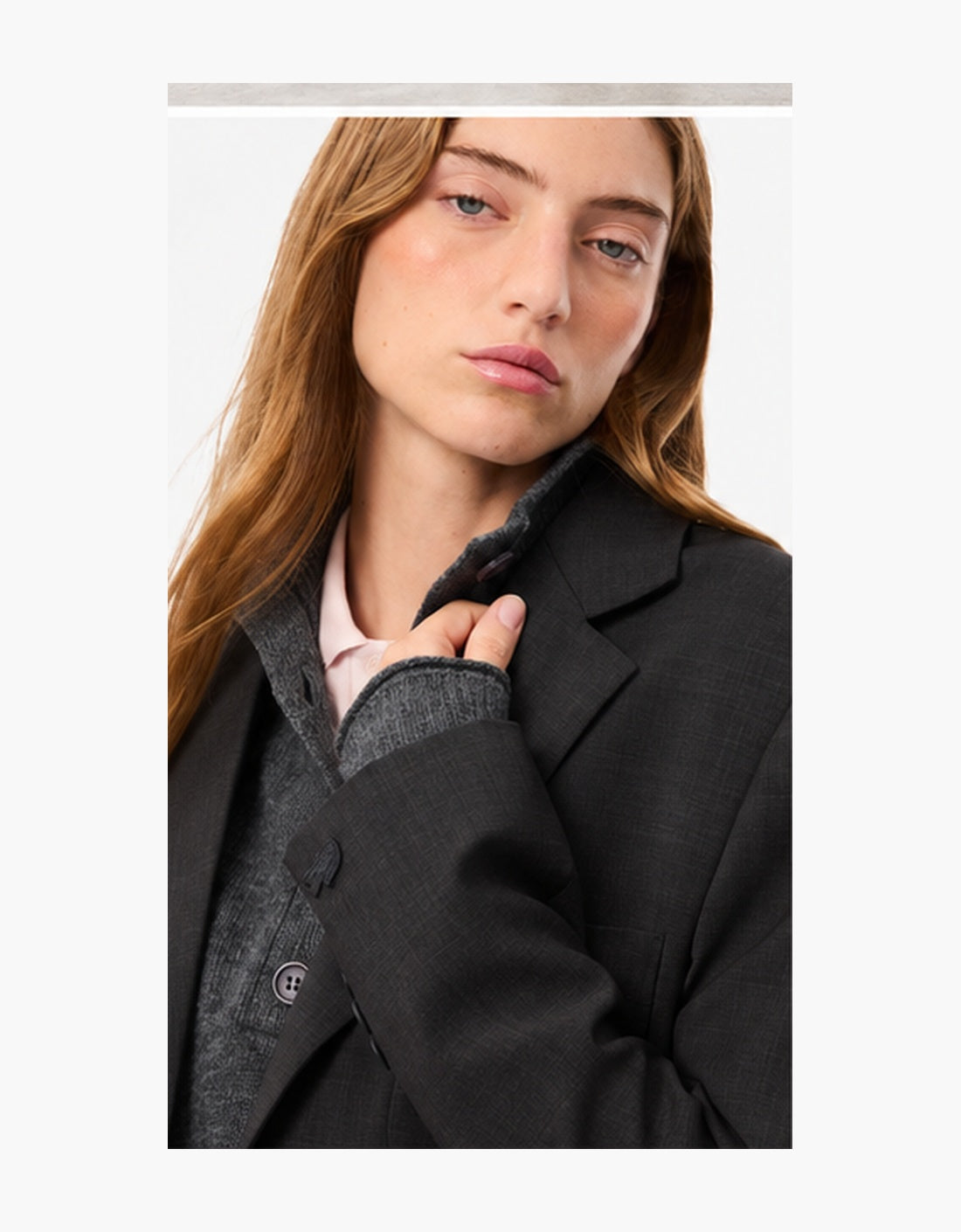 Blazer LACOSTE VF8426-00 detalle sobre modelo