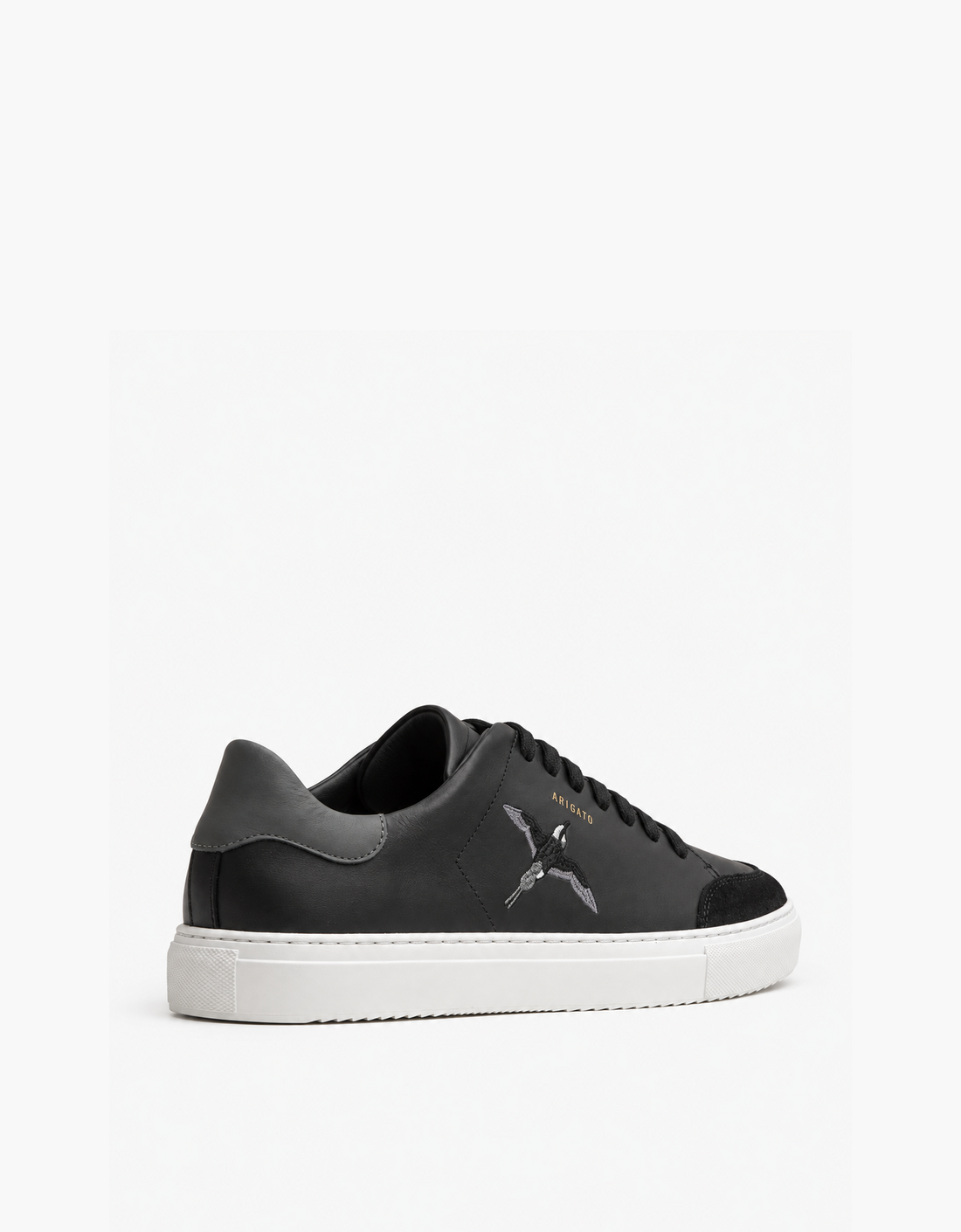 Zapatilla Clean 90 Triple B Bird negra, vista trasera tres cuartos