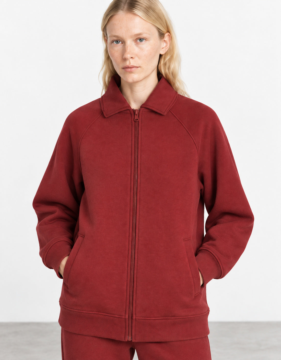 Chaqueta felpa de algodón "Radioso" roja, detalle